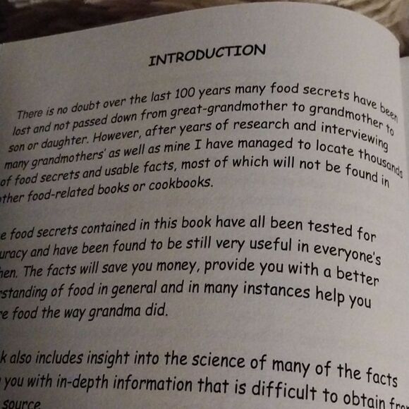 NWOT Grandma Knows Best   Great Kitchen Secrets Chef Tony Notaro - Picture 7 of 8